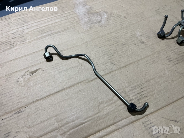 Тръбичките на дюзите за BMW E46 320D (150 к.с.), снимка 4 - Части - 50589841