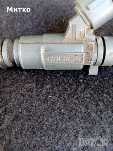 Инжектор Peugeot 208,2008, снимка 2 - Части - 32709171