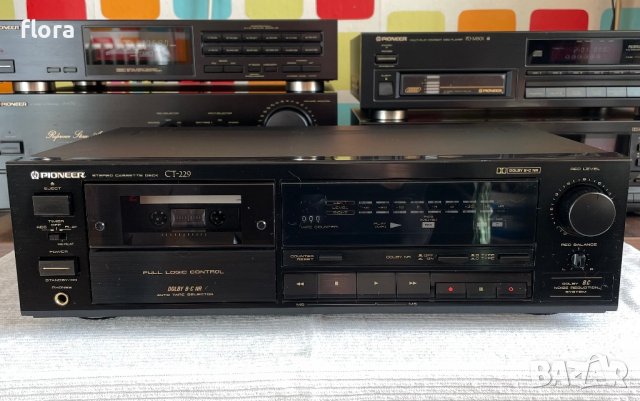 Касетен дек PIONEER CT-229 , снимка 1 - Декове - 43558369