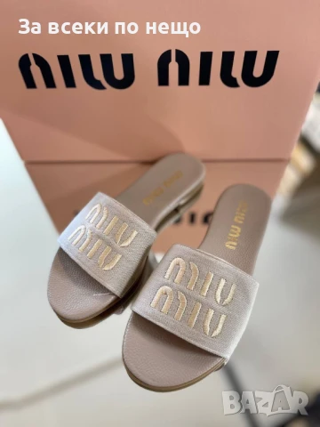 Miu Miu Дамски Летни Ежедневни Чехли Миу Миу - 2 Налични Цвята Код E634, снимка 3 - Чехли - 51001240