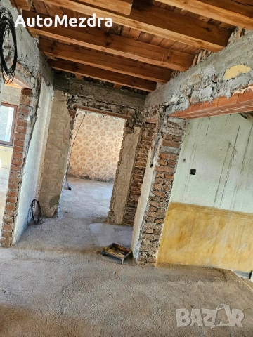 продава се къща в центъра на Мездра, снимка 7 - Къщи - 53373666