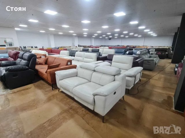 Светло сив кремав кожен диван двойка с ел релаксиращ механизъм, снимка 4 - Дивани и мека мебел - 39964126