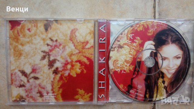 SHAKIRA-оригинален диск., снимка 2 - CD дискове - 33587254