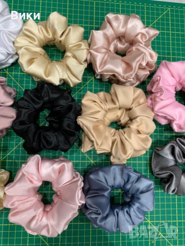 Скрънчи, ластик за коса от сатен, снимка 9 - Аксесоари за коса - 43300187
