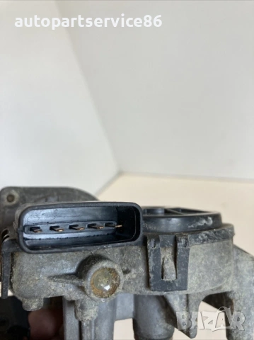 Мотор за предни чистачки за KIA Ceed 1.6 CRDi (2010), снимка 3 - Части - 53246196