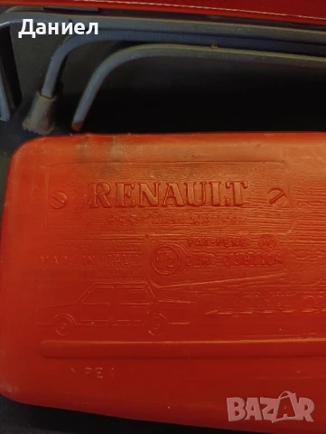 Триъгълник Рено, снимка 3 - Аксесоари и консумативи - 51241261