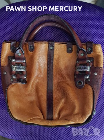 Продавам уникална кожена чанта DIESEL, снимка 4 - Чанти - 39976555