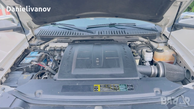 Lincoln Navigator FACELIFT 5.4L V8, снимка 11 - Автомобили и джипове - 53511137