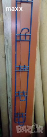 Малък стелаж за пакети 