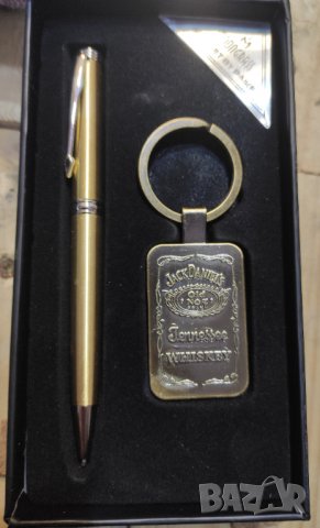 Елегантен подарък за мъже! Комплект от 2 части химикал и ключодържател на Джак Даниелс , снимка 3 - Подаръци за мъже - 38502407