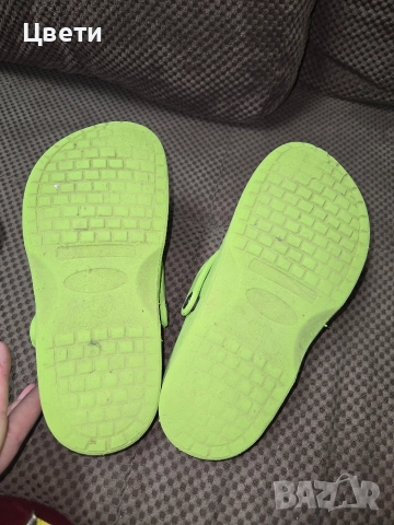 Лот 36 номер , тричифта маратонки, сандали и чехли, снимка 11 - Детски сандали и чехли - 52930164