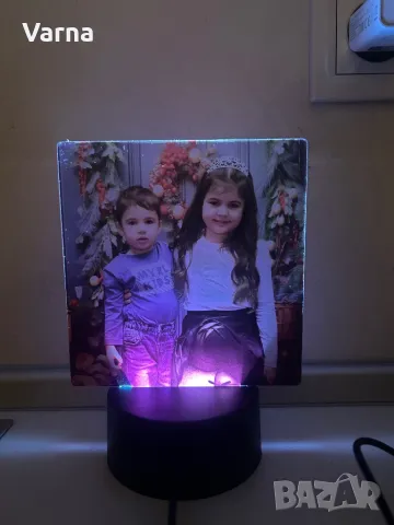 Гравирана снимка върху LED лампа, снимка 2 - Лед осветление - 48695200