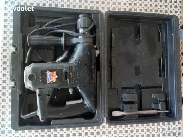 Машина за къртенр на бетон.