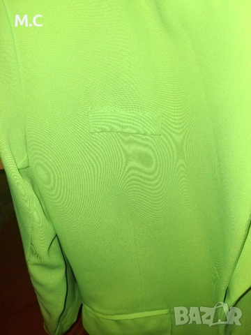 Дамско сако електриково зелен цвят, снимка 3 - Сака - 52581309