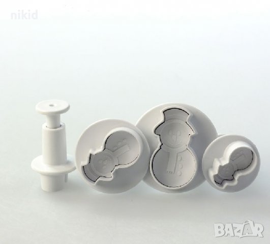 4 бр мини снежен човек пластмасови резци форми с бутало резец форма пластмасови с релеф за фондан, снимка 2 - Форми - 36719985