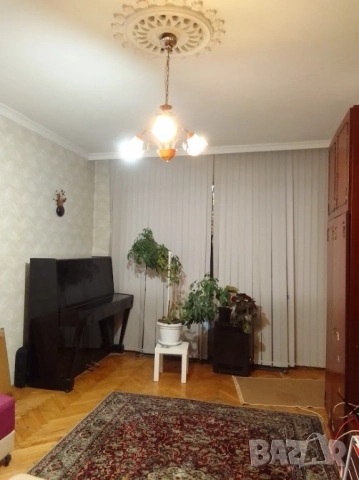 Продава четиристаен апартамент в центъра на гр.Свищов, снимка 2 - Апартаменти - 52176833