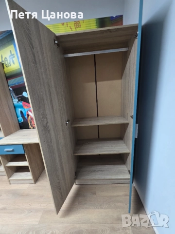 Ученическо бюро с гардероб, снимка 2 - Бюра - 52686766