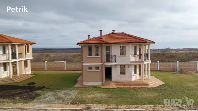 Вила Поморие 190m2 къща парцел 500m2, снимка 16 - Къщи - 34412411