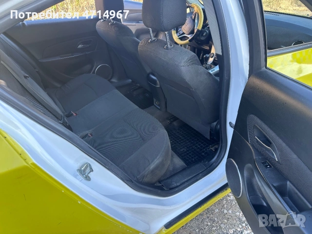 Chevrolet Cruze 1.8, снимка 9 - Автомобили и джипове - 53170480