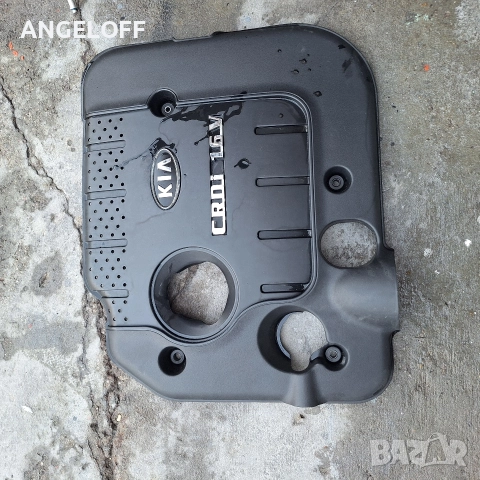 Kia Careens 2009 капак на двигателя 