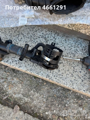 Пластмасова тръба фланец охладителната течност Мерцедес Mercedes 2.2Cdi само за 40лв. A6512003700, снимка 5 - Части - 52554495