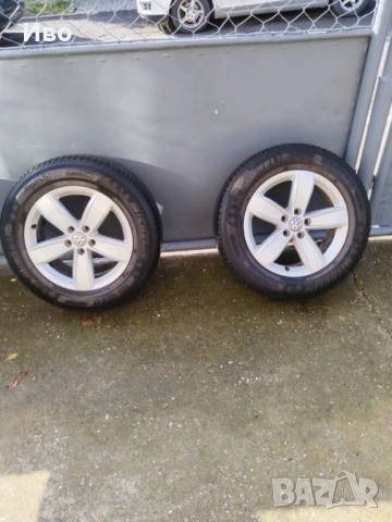 Гуми с джанти Тигуан 215/65/17 