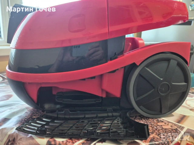 Прахосмукачка BOSCH PROANIMAL Серия 4, снимка 6 - Прахосмукачки - 53479644