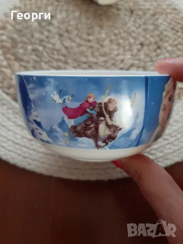 Порцеланова купичка и чинийка Елза  -Замръзнало кралство, снимка 2 - Чинии - 48504604