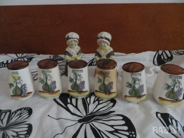 Винтидж съдове за подправки