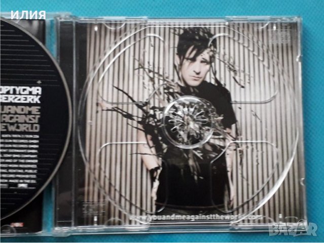 Apoptygma Berzerk – 2005 - You And Me Against The World(Alternative Rock,Synth-pop), снимка 7 - CD дискове - 43009238
