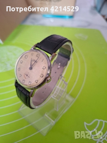 Съветски часовник, снимка 3 - Антикварни и старинни предмети - 51632632