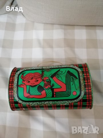 стара метална руска кутия пипи дългото чорапче норма