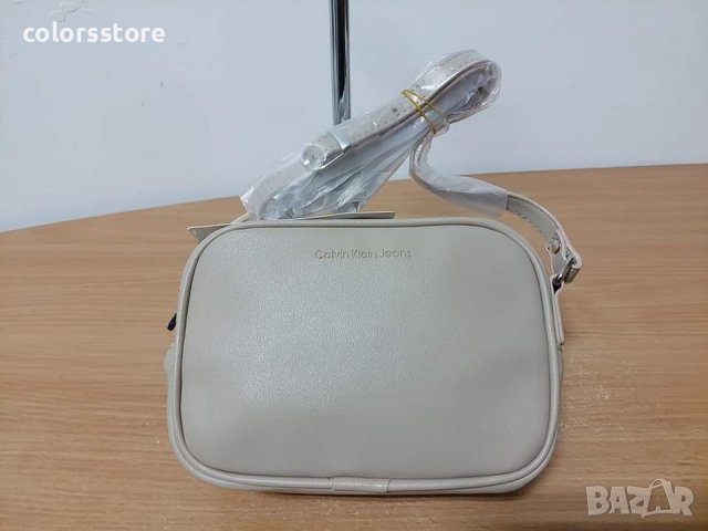 Луксозна чанта Calvin Klein код D-G151, снимка 4 - Чанти - 35844261
