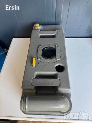 Касета за тоалетна Thetford C2 Цена 190.00 лева, снимка 3 - Химически тоалетни - 51572967