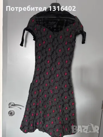 Красива рокля Vivel размер XS, снимка 6 - Рокли - 49513681