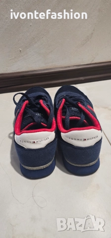 маратонки томи хилфигер, снимка 2 - Детски боти и ботуши - 52261309