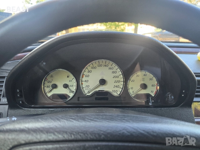 Mercedes-Benz C200 Kompressor (W202 Facelift 1999) – реставриран с любов, 192 к.с., за ценители, снимка 9 - Автомобили и джипове - 42905308