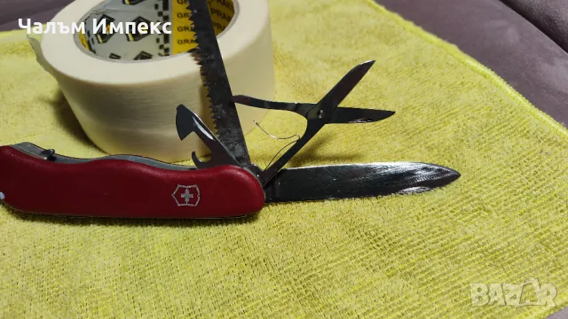 Нож Victorinox Outrider - оригинален запазен, снимка 3 - Ножове - 49233067