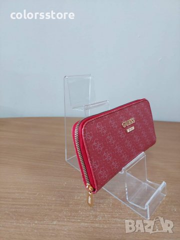 Дамски портфейл  Guess, снимка 3 - Портфейли, портмонета - 35212411