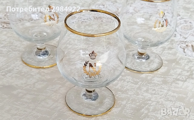 ВИНТИДЖ ЧАШИ ЗА БРЕНДИ НАПОЛЕОН С ДЪБКА И ЗЛАТНО ЛОГО "N" С КОРОНА В БАЛОННА ФОРМА, 3 бр., снимка 2 - Антикварни и старинни предмети - 53449826