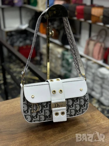 чанти christian dior , снимка 4 - Чанти - 51041759
