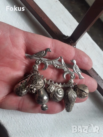 Брошка - накит с пиленца, снимка 7 - Антикварни и старинни предмети - 53327044