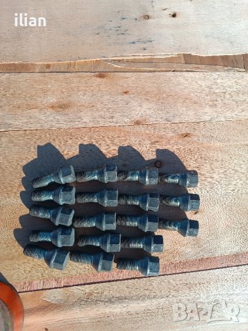 18бр къси болтове за Mercedes