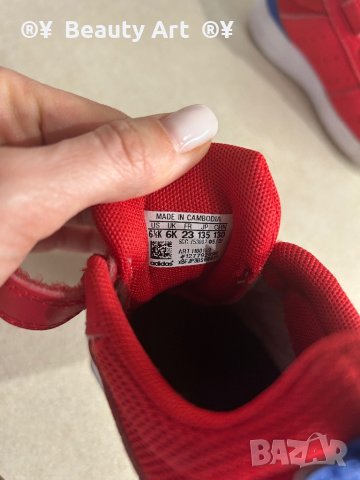 Детски червени маратонки Adidas 22 размер, снимка 3 - Детски маратонки - 40352261