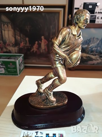 ръгбист статуетка от франция 1512221422, снимка 2 - Антикварни и старинни предмети - 39018889