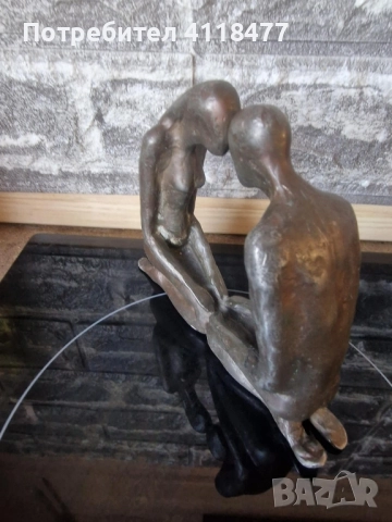 Авторска бронзова статуетка , снимка 3 - Антикварни и старинни предмети - 52431982