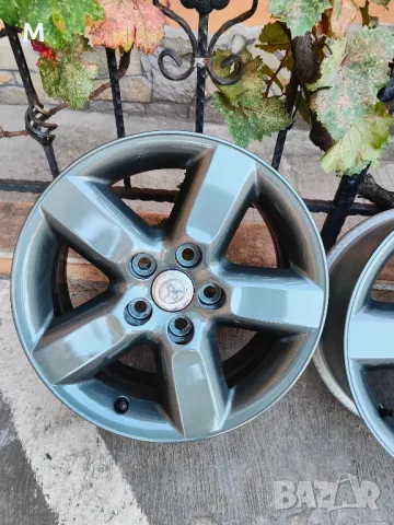 Тойота Рав 4 , снимка 2 - Гуми и джанти - 47335726