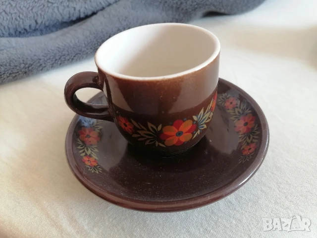 Чаши за кафе + захарница и лъжички, снимка 4 - Чаши - 50876290