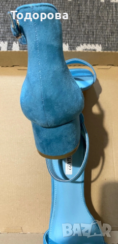 Сандали електриково синьо, затворена пета, велур, снимка 4 - Сандали - 53218838