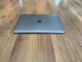 13.3' Apple MacBook Pro M1 2020 Space Grey 16GB RAM/1TB GB SSD - Батерия 14ч., снимка 11